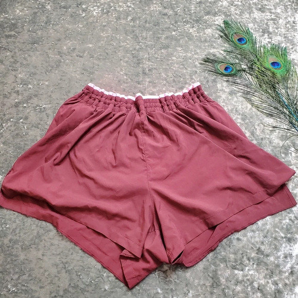 Fabletics Breathe Run Shorts In Rust/Spring Pink - Picture 1 of 9